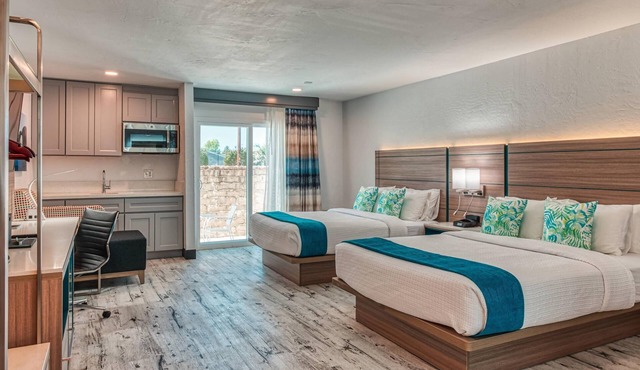 Casa Via Mar Inn, an Ascend Collection Hotel