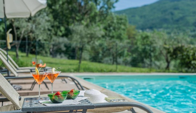 Casale San Francesco - 6 bedrooms, AirCo, pool, wifi, pets, BBQ, Umbria