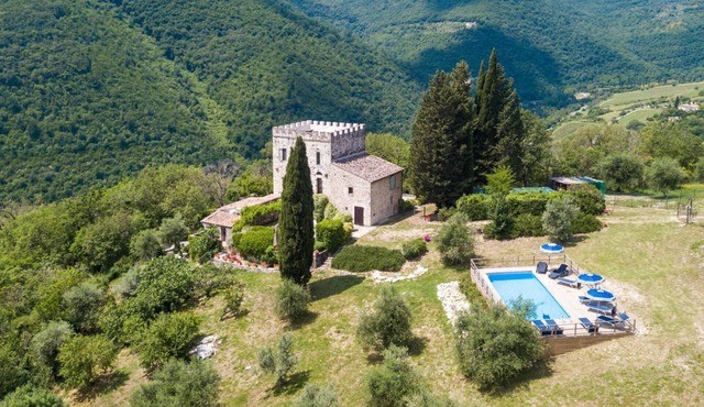 CASTELLO MERLATO Castello di Casalte - CASTELLO MERLATO