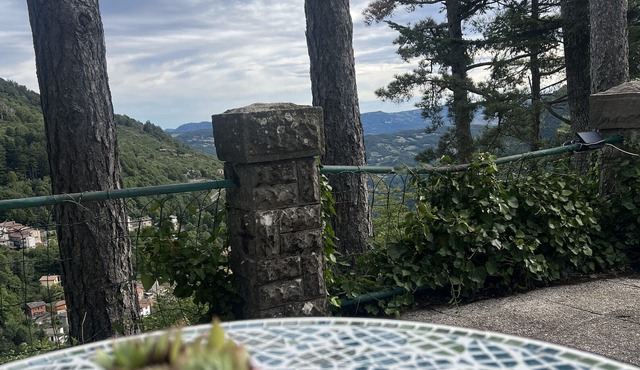 Castle 'Castello Signorile Con Spa' with Mountain View, Wi-Fi and Air Conditioning