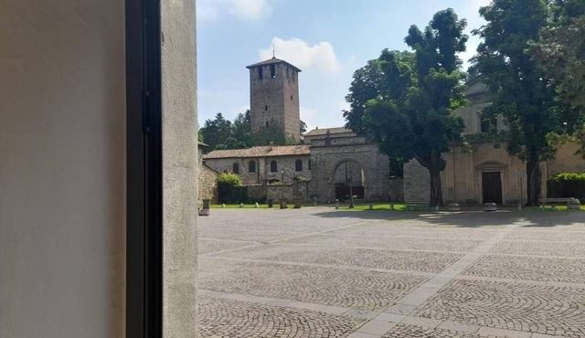Castle View Apartment