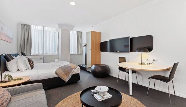 Central City Living: Murray Street Studio