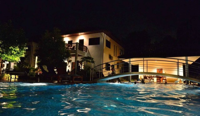 CET Resort & Rayong Padelcenter