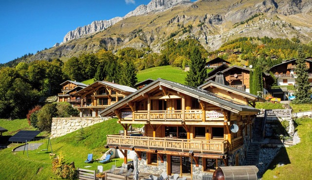 Chalet Crechoua - alpine home in Megève for 14, spa & slopes - OVO Network