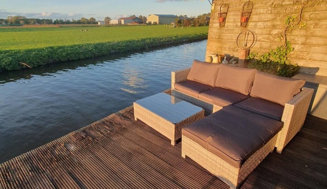 Chalet op Zee with lake view and terrace