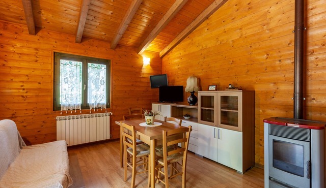 Chalet Scoiattolo with Mountain Views and Terrace