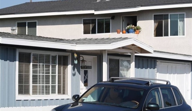 Charming Beach Cottage - Dreams & Memories, a Perfect Getaway!