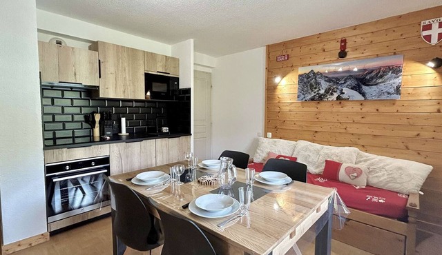 Charming 1BR in Flumet, pool and parking, 4 ppl