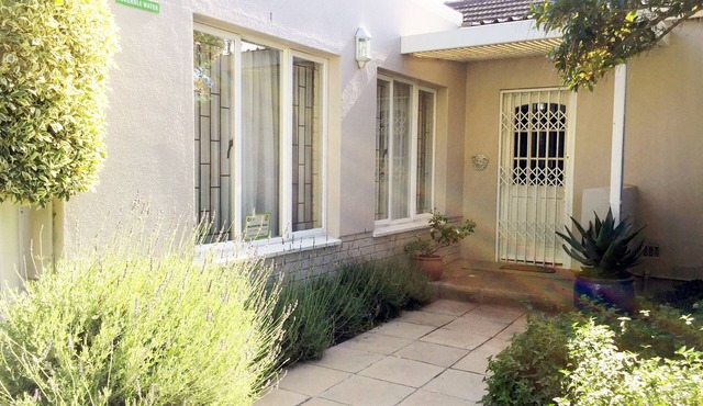 Charming 2 Bedroom Cottage