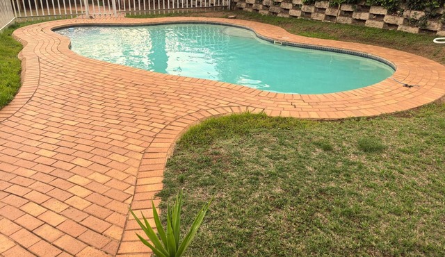 Charming 2-Bedroom Apartment in Johannesburg South