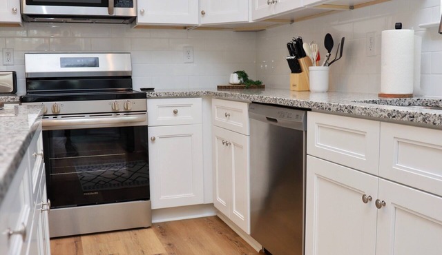Charming 3BR Home w/Fenced Backyard & Garage