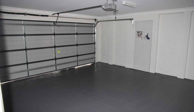 Charming Retreat Near Shopping Centre in Canberra