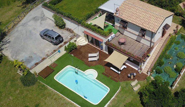 Charmy Villa Sole with private Pool and Ofuro spa in Marche Region Italy