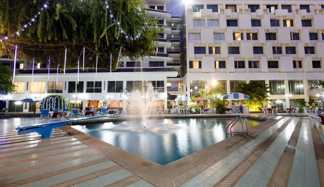 Charoen Hotel