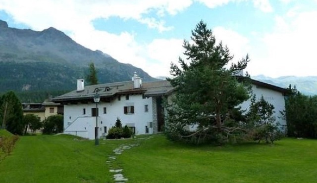 Chesa Cagiuma, Gartenwohnung by Interhome
