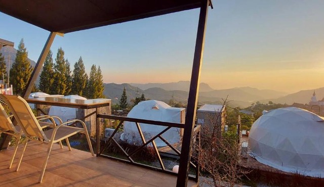 Chill & View ( Zone R )