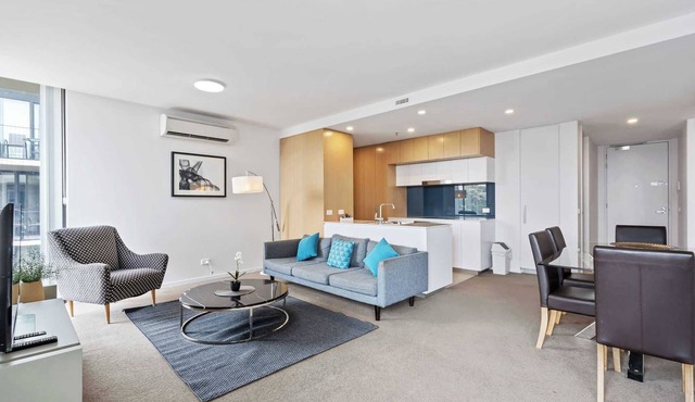 CityStyle - 2 Bedroom Luxury Belconnen Apartments