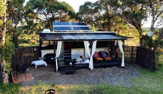 Classic mobile home next to vlei in birdsactuary.