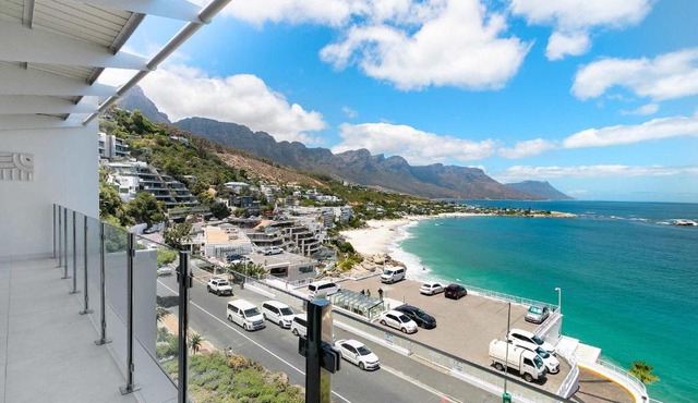 Clifton Allure - Breathtaking ocean views