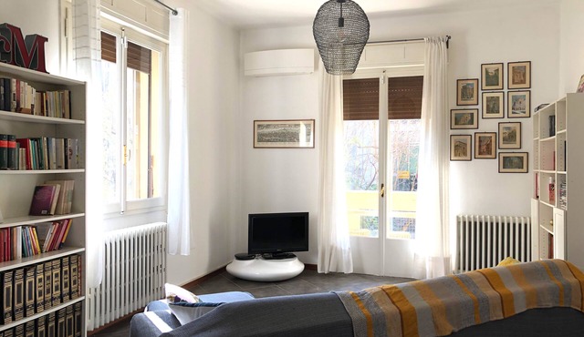CloMoBo Apartment in Villa (with garden)