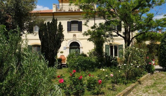 Colonna Country Home, into 18th century masseria surrounded by olive groves