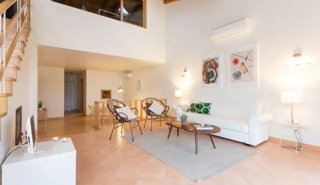 Contemporary 3 bedroom villa M7