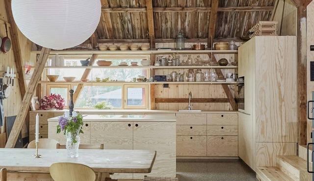 Converted barn with sea view over Oslo fjord