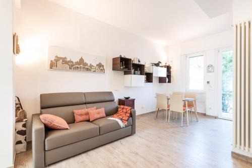 Cool Flat Alberti Lift, Terraces, Free Parking