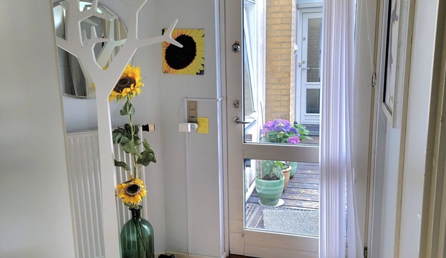 Copenhagen, minutes to Beautiful Naerum forest view 1 studio, relaxing stays