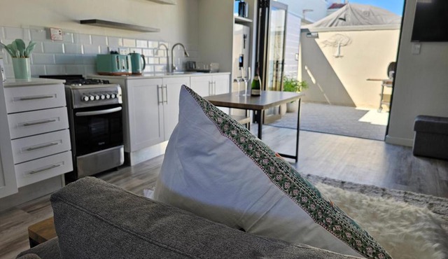 Corner Cottage