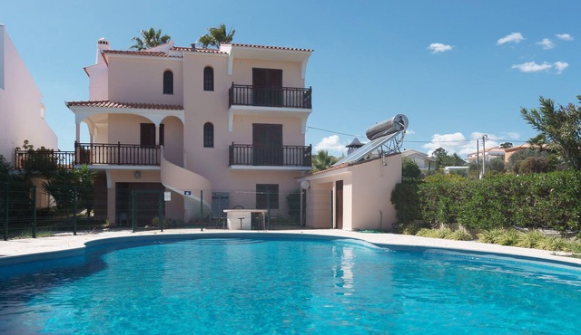 Costa Green Villa, Wifi, AC, Pool