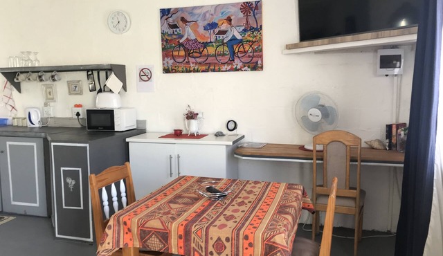 Cosy apartment, close vicinity to beaches and local attractions