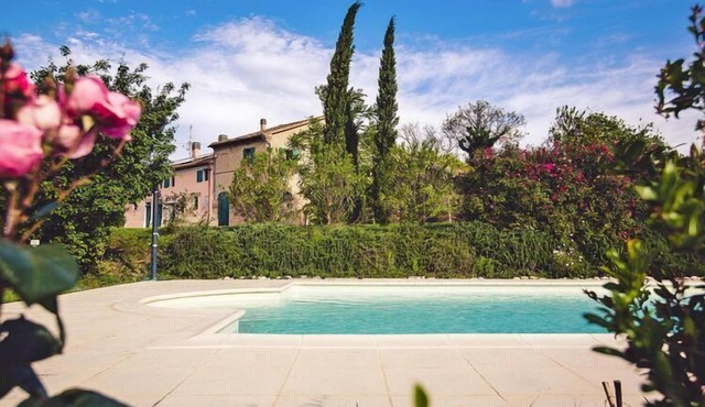 Country House in Monterado with Pool