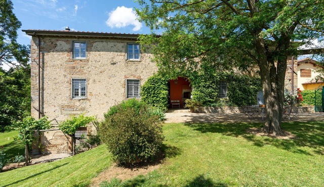 Country House/Farm House in Mirandola with 5 bedrooms sleeps 10