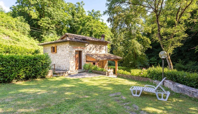 Country House/Farm House in Molezzano with 2 bedrooms sleeps 4