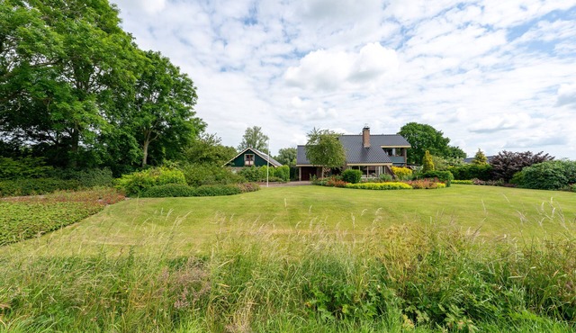 Country house on the Leijen estate