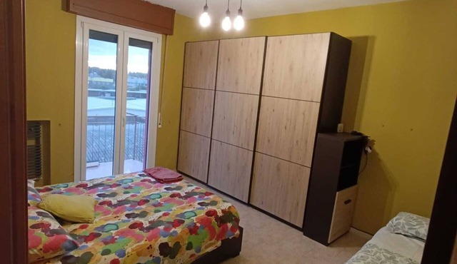 Cozy abode close to all services, historic center, fairgrounds and Hospital