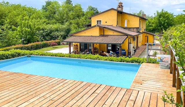 Cozy apartment in Santa Maria a Monte