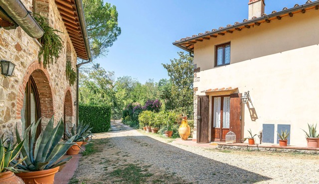 Cozy apartment in Molino del Piano
