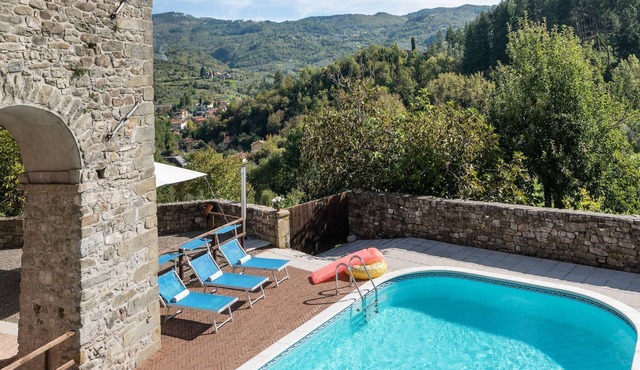 Cozy Casola Retreat with WiFi
