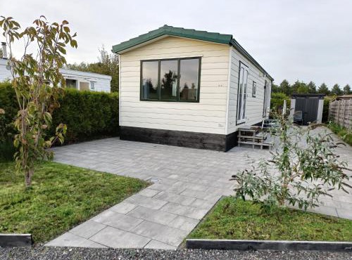 Cozy chalet near Amsterdam at Camping Venhop