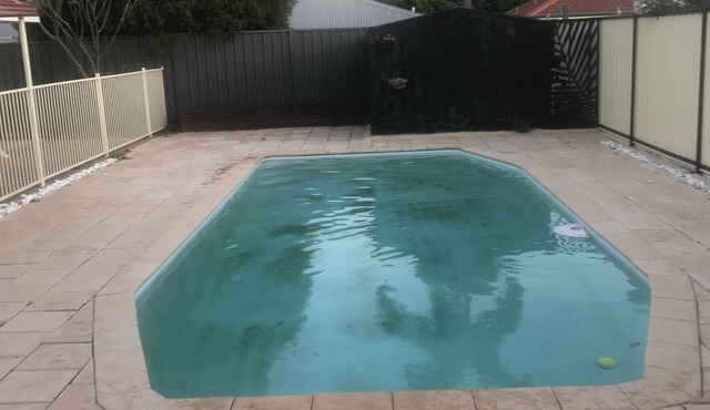 Cozy Holiday Home - Close to airport - Large outdoor pool