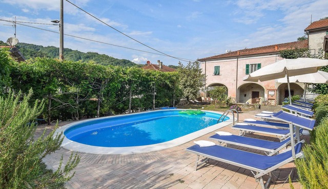Cozy home in Castagnetoli