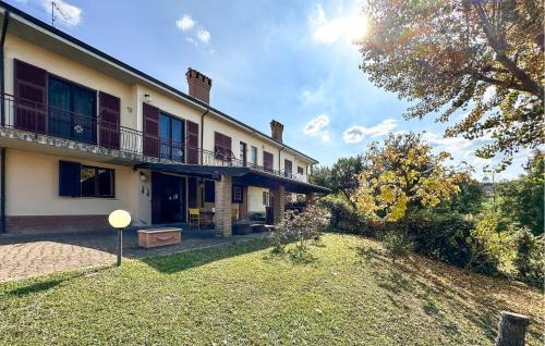 Cozy Home In Pozzol Groppo With Wifi