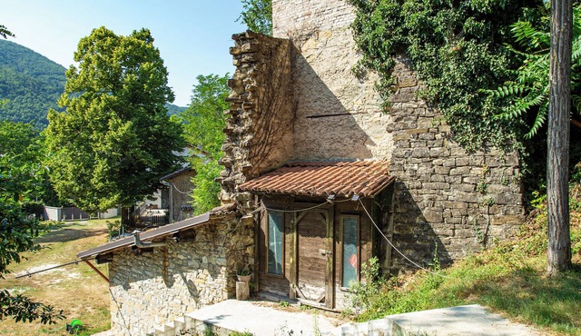 Cozy house in nature for families, couples and pets