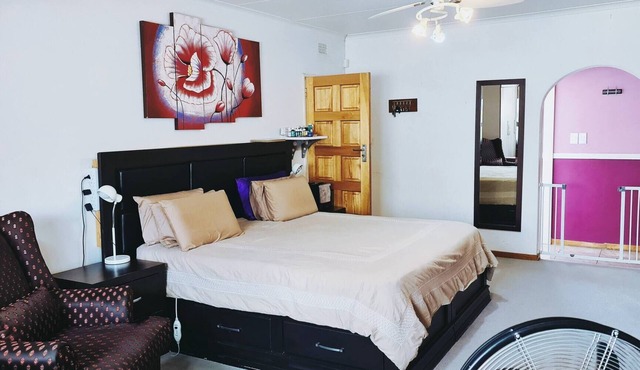Cozy & Peaceful Home Perfect for Work or Relaxation