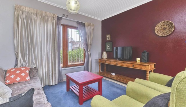 Cozy Two Bedroom Escape
