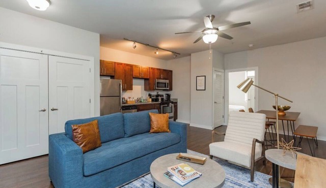 CozySuites Music Row Alluring 1BR in Nashville! 28