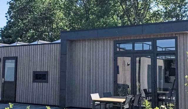 Cube Maximaal 4 by Interhome