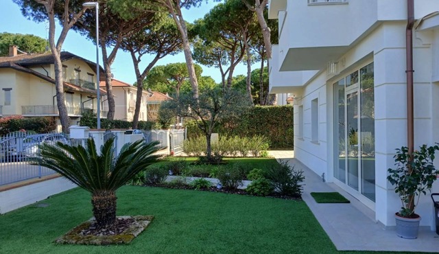 CV004 - Cervia, new three-room apartment with air conditioning